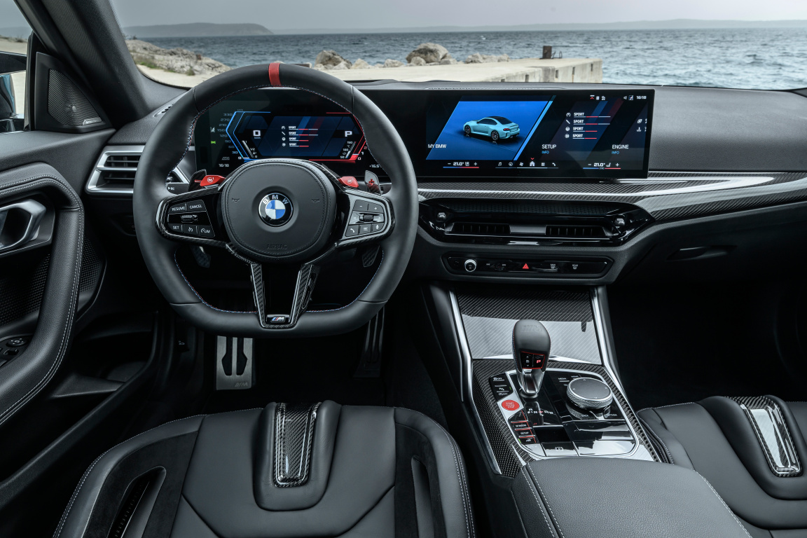 SMALL_P90642583_highRes_the-new-bmw-m2-with-